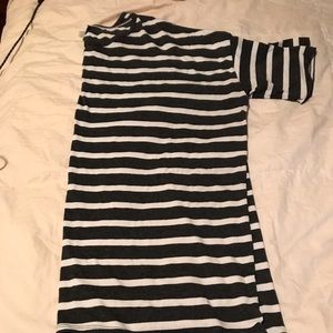 Lularoe XL Irma, gray & white stripe. GUC.